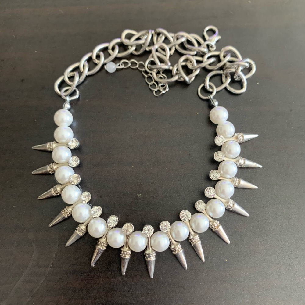 Pearl Spiked Necklace.